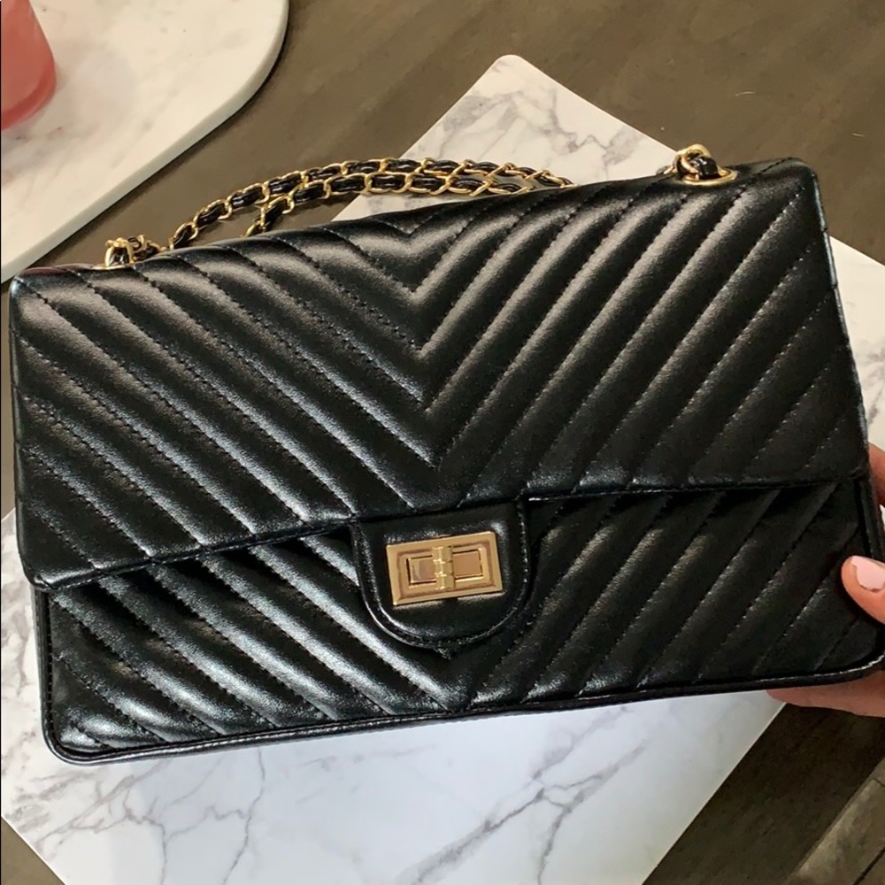 brand new never worn designer-like handbag.